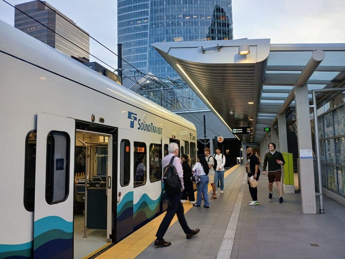 Seattle Light Rail Becomes Most-Used System in US with 160,000 Daily Riders